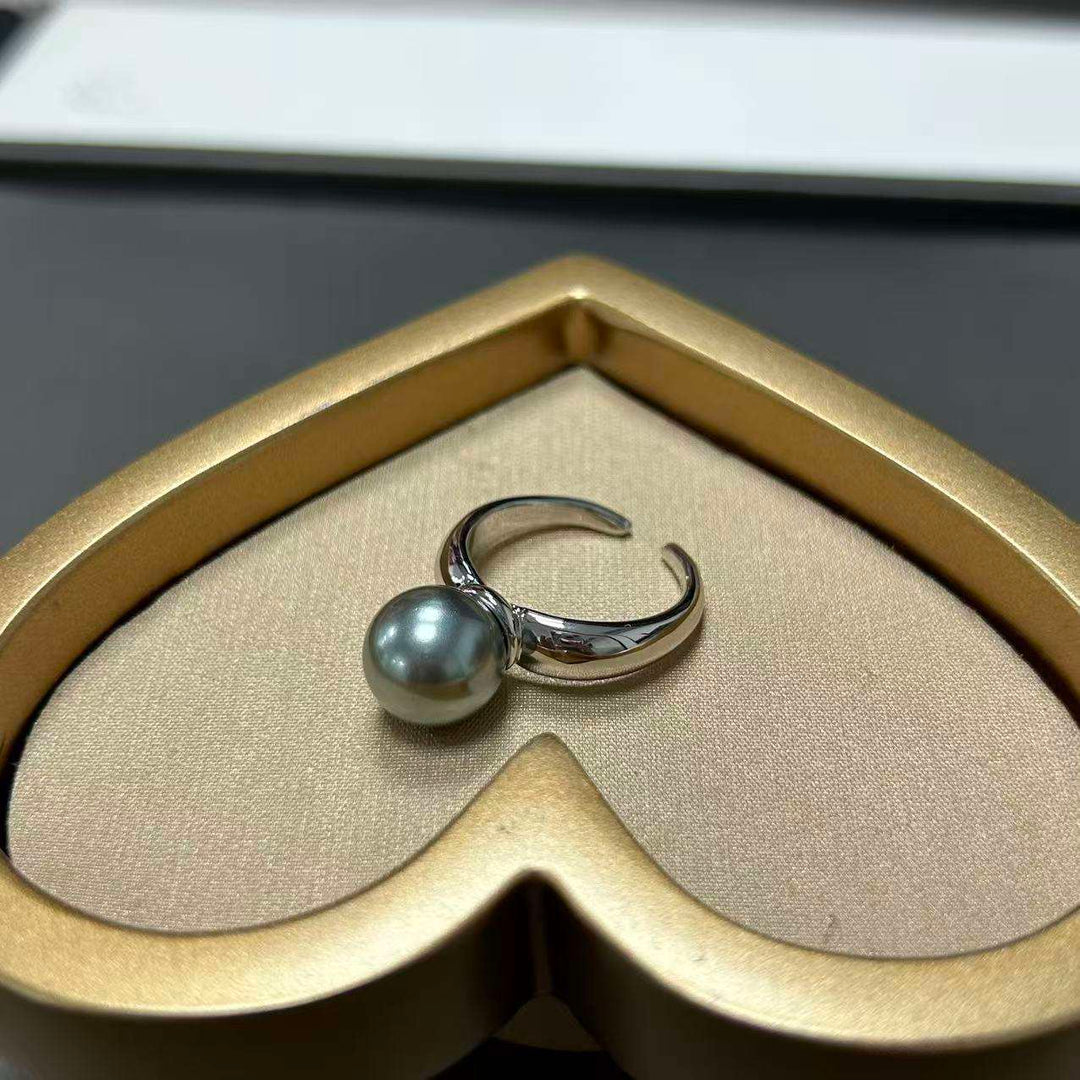 Vintage Pearl Geometric Ring