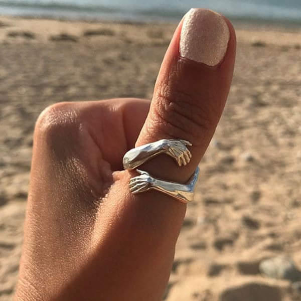 Cute Silver Hug Ring – Adjustable